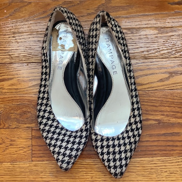Houndstooth Fashion Flats with 1.5in Oval Heal - Picture 2 of 4